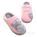 Zapatillas para el hogar del gatito rosa de las mujeres